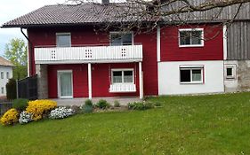 Ferienwohnung im Seidlerhof mit Balkon und Garten